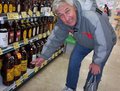 Day 7 - Kutchan supermarket - Dad wants 4 litres of whisky.JPG
